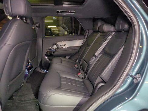 New 2026 Land Rover Range Rover Sport SE AWD/4WD image 24