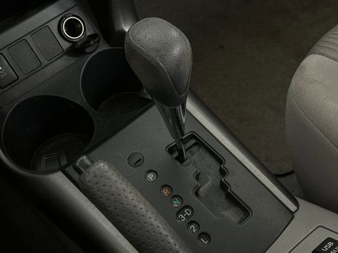 Used 2012 Toyota RAV4 FWD image 19