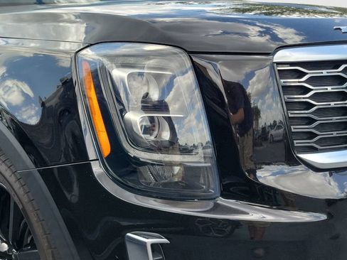 Used 2021 Kia Telluride SX w/ SX Prestige Package AWD/4WD image 6