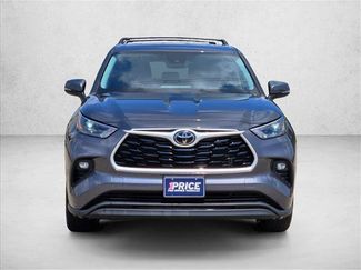 Used 2023 Toyota Highlander LE AWD/4WD video 2