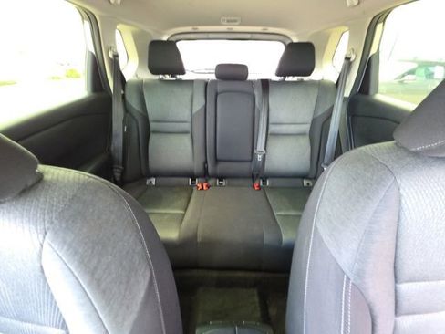 Used 2024 Nissan Rogue SV FWD image 21