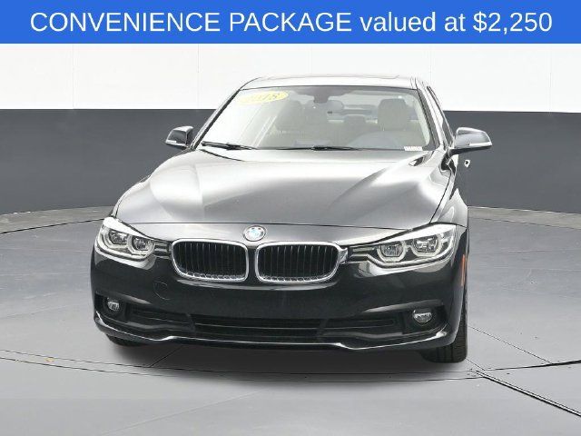 Used 2018 BMW 320i xDrive Sedan AWD/4WD image 2