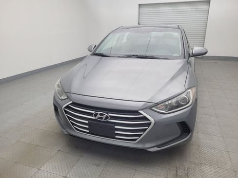 Used 2017 Hyundai Elantra SE image 15