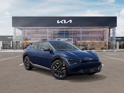 New 2026 Kia EV6 Wind RWD image 8