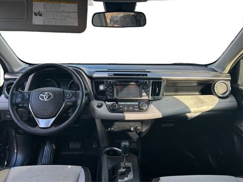 Used 2018 Toyota RAV4 XLE image 28