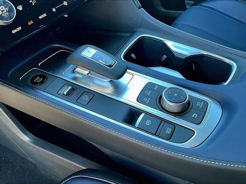 New 2026 INFINITI QX60 Sport image 11