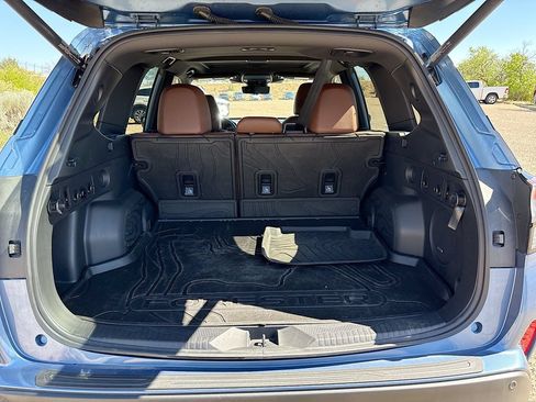 Used 2025 Subaru Forester Touring AWD/4WD image 28