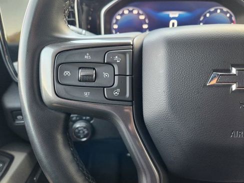 Used 2025 Chevrolet Silverado 2500 ZR2 w/ Technology Package image 40