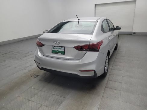 Used 2022 Hyundai Accent SE FWD image 9