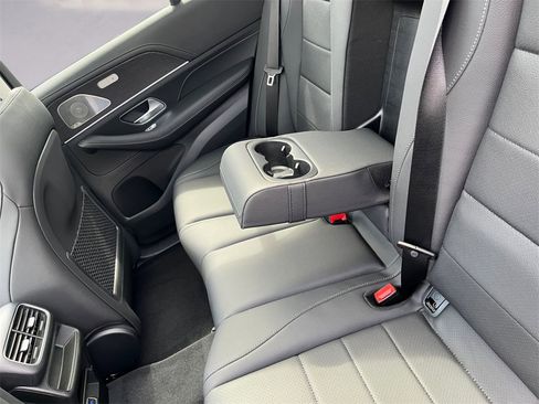 New 2026 Mercedes-Benz GLE 450 4MATIC image 8