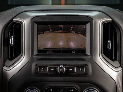 Used 2022 Chevrolet Silverado 1500 Custom Trail Boss image 26