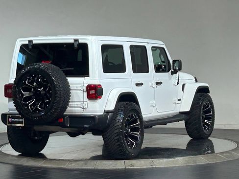 Used 2021 Jeep Wrangler Unlimited Sahara AWD/4WD image 10