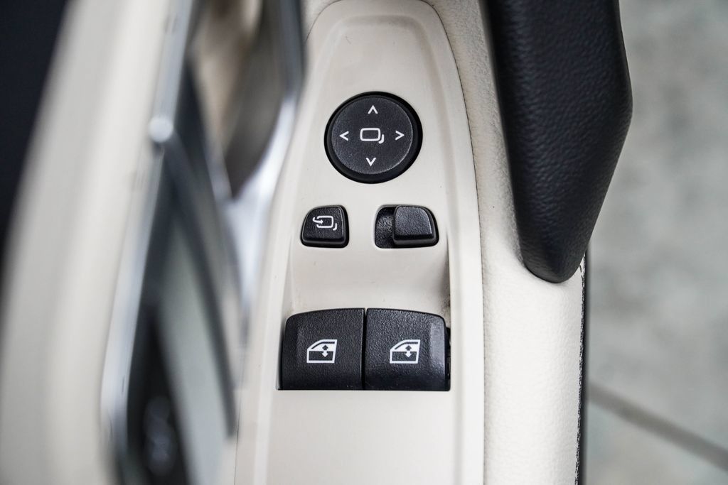 Used 2024 BMW Z4 M40i w/ Premium Package RWD image 48