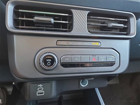 New 2026 Ford Maverick XL image 14