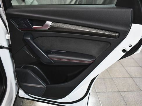 Used 2023 Audi SQ5 Premium Plus image 16