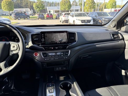 Certified 2025 Honda Ridgeline TrailSport image 30