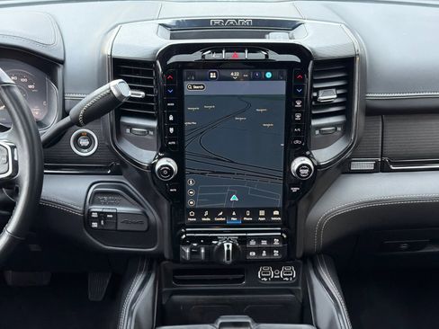 Used 2024 RAM 3500 Limited image 24