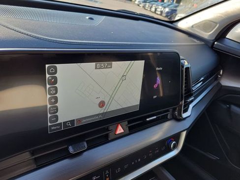 Used 2023 Kia Sportage EX image 22