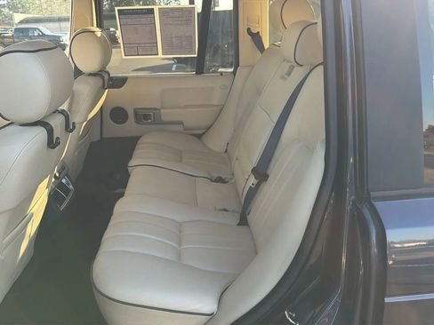 Used 2004 Land Rover Range Rover HSE image 7