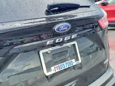 Used 2023 Ford Edge SEL w/ Convenience Package AWD/4WD image 29