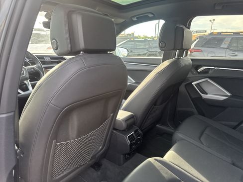 Used 2022 Audi Q3 2.0T Premium Plus w/ Premium Plus Package AWD/4WD image 23