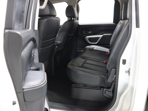 Used 2017 Nissan Titan PRO-4X w/ Pro-4x Convenience Package image 69