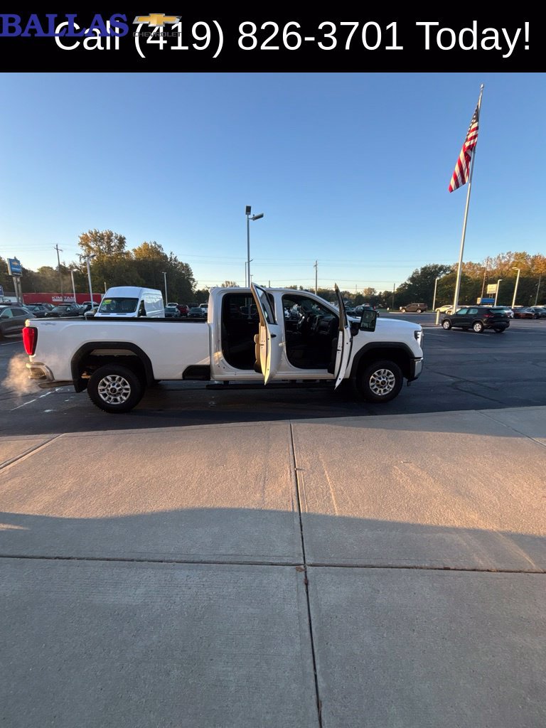 Used 2025 GMC Sierra 2500 Pro AWD/4WD image 13