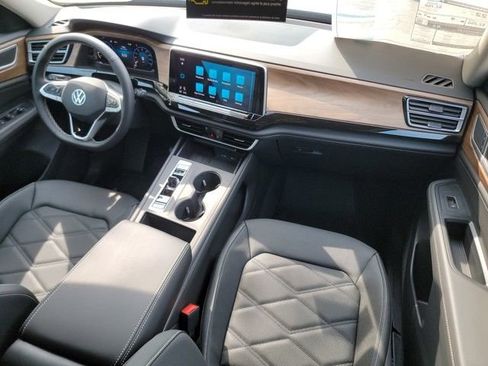 New 2026 Volkswagen Atlas SE image 33