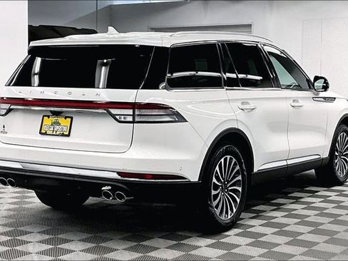 Used 2023 Lincoln Aviator Reserve w/ Equipment Group 201A AWD/4WD image 12