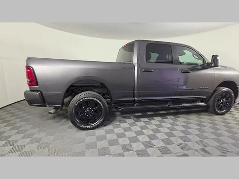 Used 2025 RAM 2500 Big Horn AWD/4WD image 39