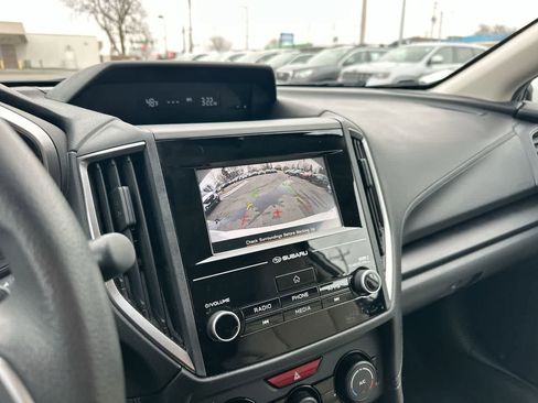 Used 2018 Subaru Impreza 2.0i Premium image 32