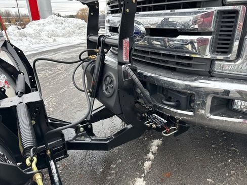 Used 2019 Ford F350 XLT w/ XLT Value Package image 5