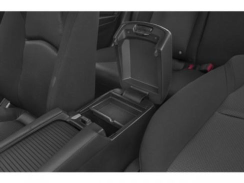 Used 2018 MAZDA MAZDA3 Sport image 18