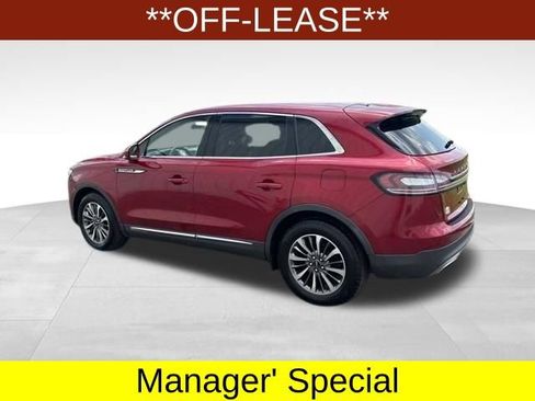 Used 2019 Lincoln Nautilus Select AWD/4WD image 4