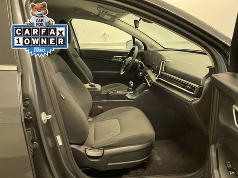 Used 2023 Kia Sportage LX image 31