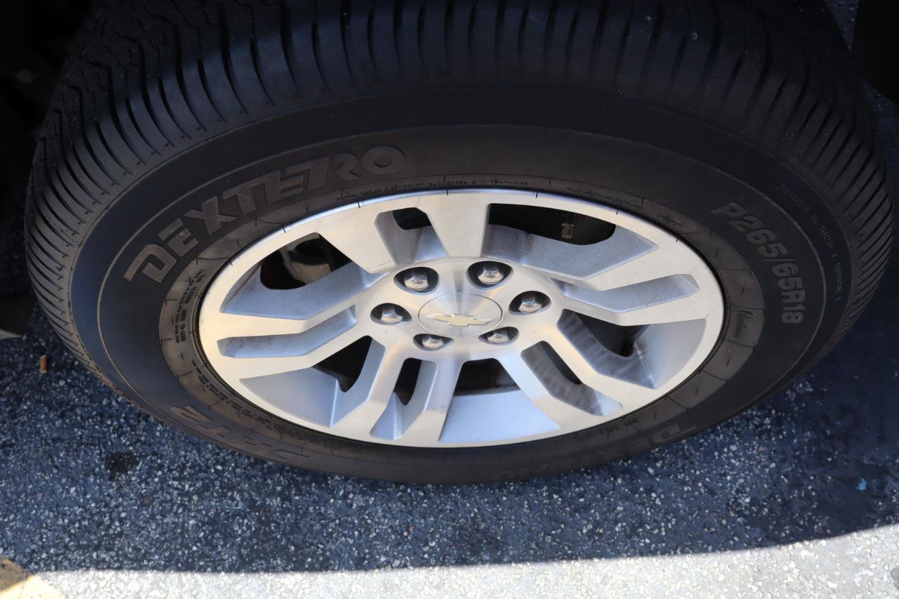 Used 2019 Chevrolet Suburban LT AWD/4WD image 31