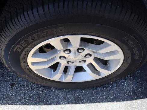 Used 2019 Chevrolet Suburban LT AWD/4WD image 31