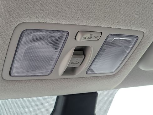 Certified 2026 Hyundai Venue SEL FWD image 18