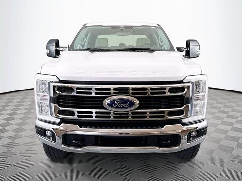 Used 2024 Ford F350 XLT w/ FX4 Off-Road Package AWD/4WD image 2