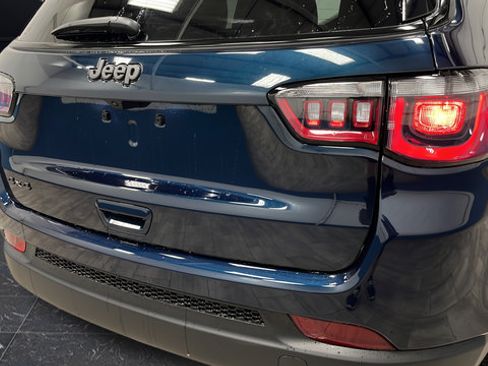 New 2026 Jeep Compass Latitude AWD/4WD image 36