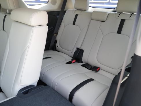 New 2026 Honda Pilot Touring image 21