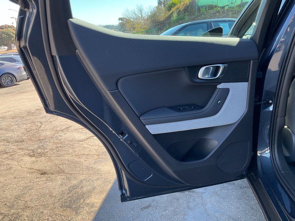 Used 2024 Polestar Polestar 2 AWD/4WD image 37