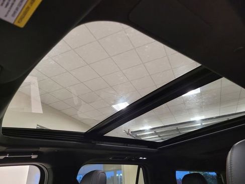 New 2025 Lincoln Navigator L Black Label image 18