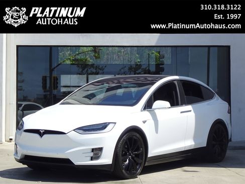 Used 2016 Tesla Model X 90D image 1