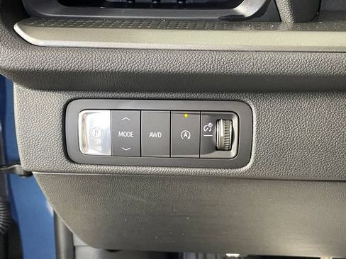 Used 2026 Chevrolet Traverse LT w/ Driver Confidence Package AWD/4WD image 13