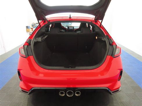 Used 2023 Honda Civic Type R image 8