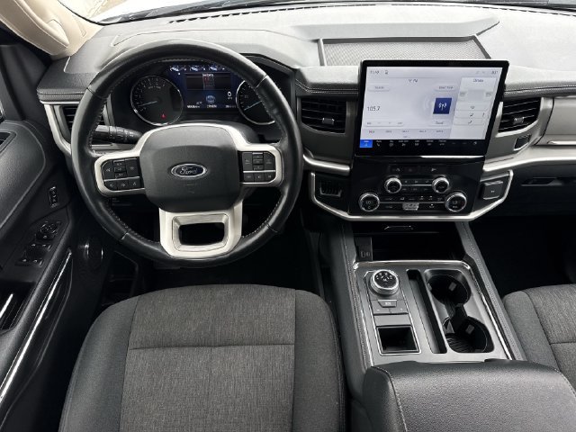 Used 2024 Ford Expedition XLT RWD image 12