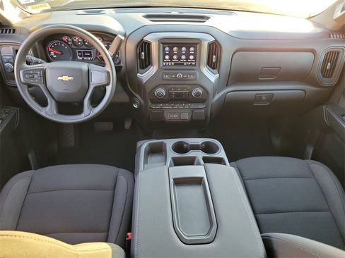 Used 2025 Chevrolet Silverado 1500 Custom image 19