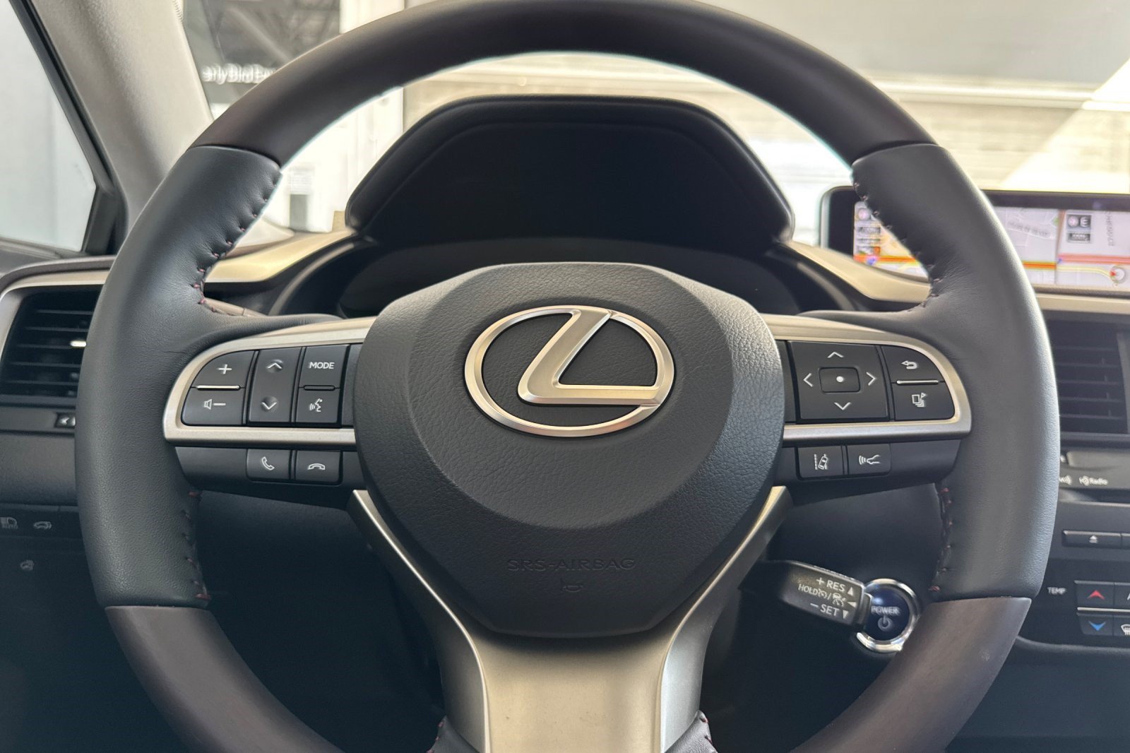Used 2018 Lexus RX 450h AWD w/ Premium Package image 29