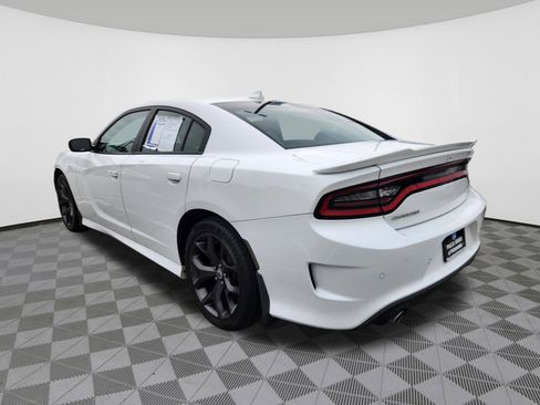 Used 2019 Dodge Charger GT RWD image 3